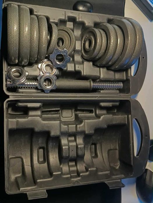 Gantere 20kg, folosite putin