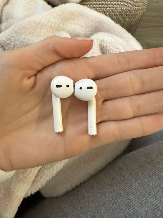 Apple airpods gen 2