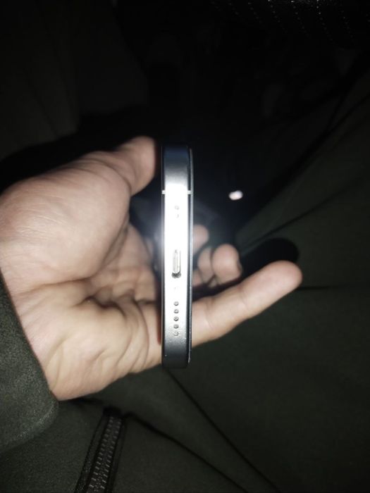 iPhone 16 pro 256 gb 2 sim 91 yom 451 zaryad