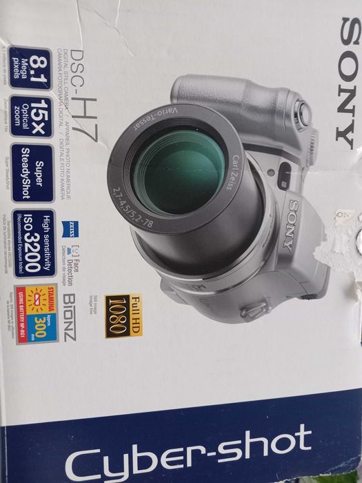 SONY фотоаппарат и дополнение