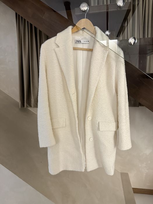 Палто от букле Зара