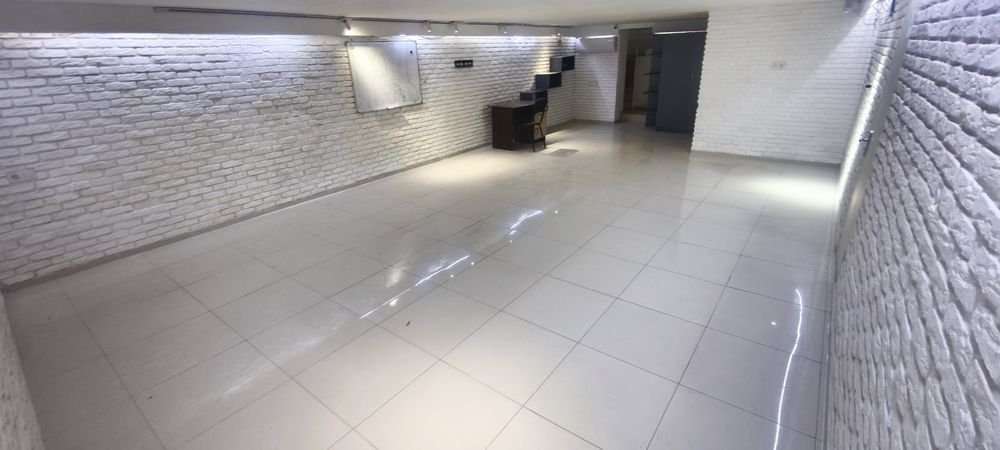 Mukumiy ofis , Мукумий офис