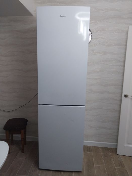 Холодильник Бирюса в хорошем рабочем состоянии