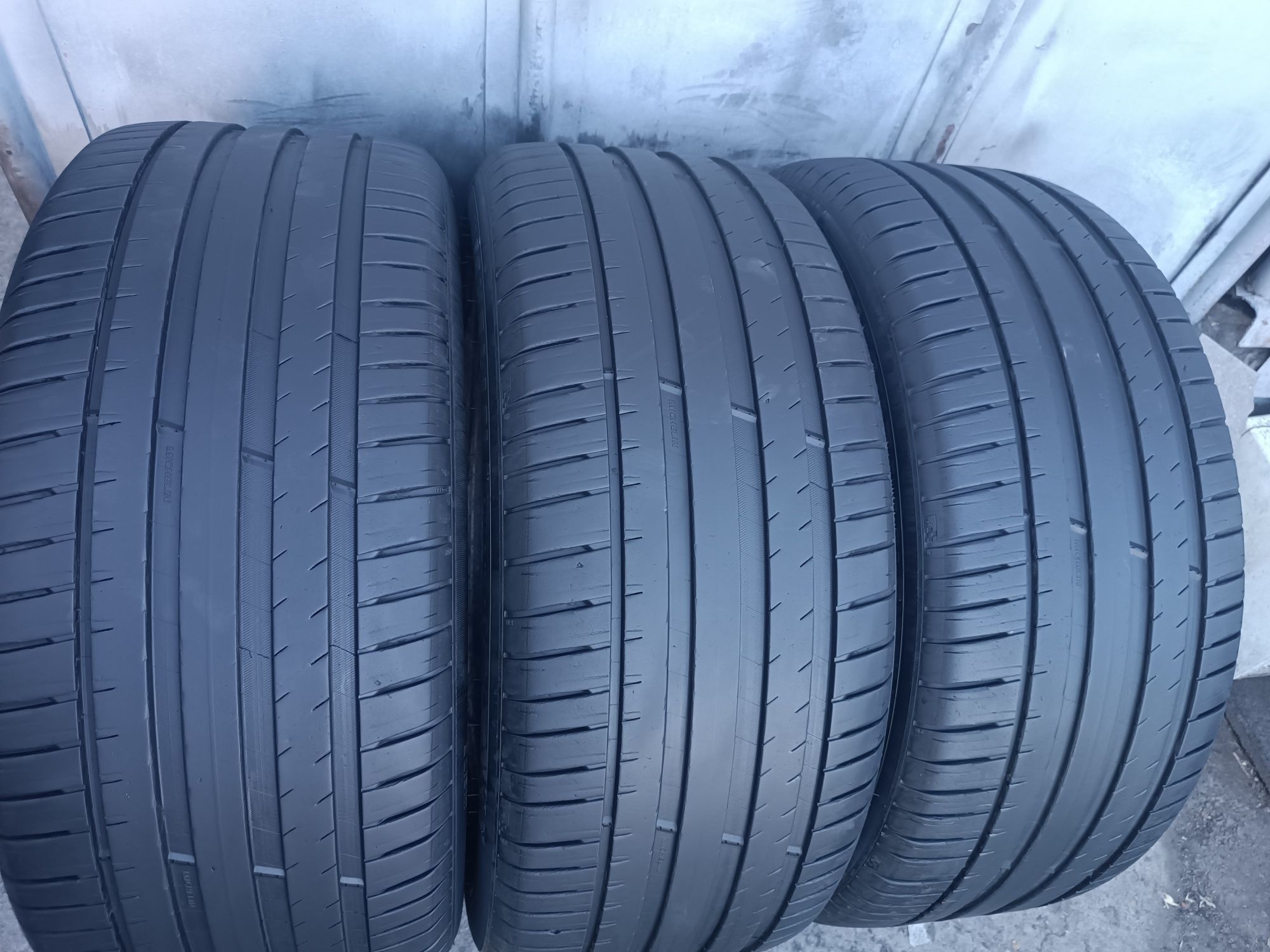 275/45/21 Michelin Дот 0622