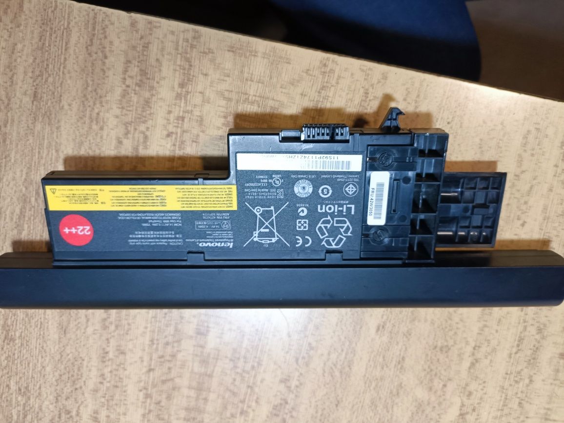 На запчасти Lenovo thinkpad x61s