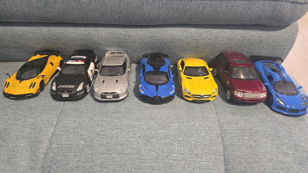 Метални колички за колекционери в перфектно състояние