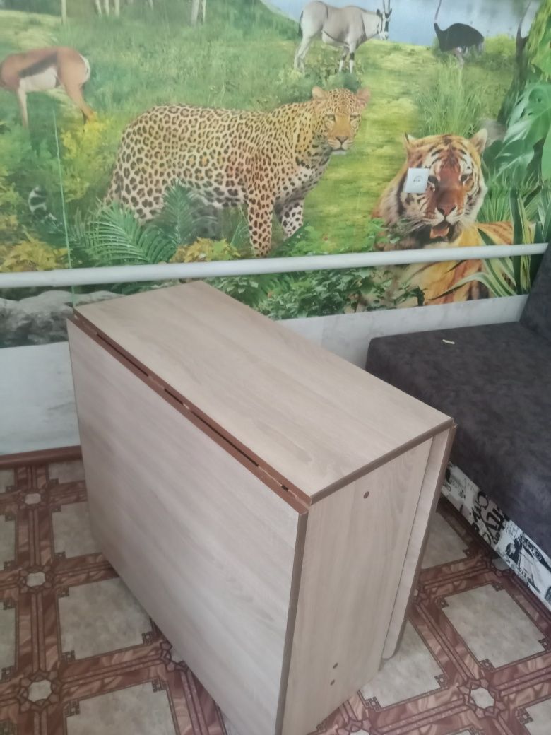 Продам Стол тумба