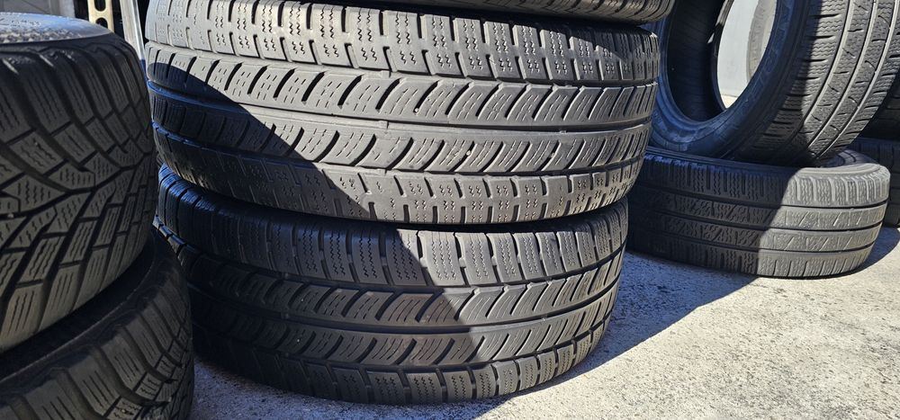 235 65 R 16 C Continental Iarna 2 buc