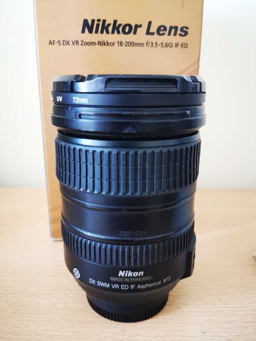 Объектив NIKON AF-SDX VR ZOOM-Nikkor 18-300