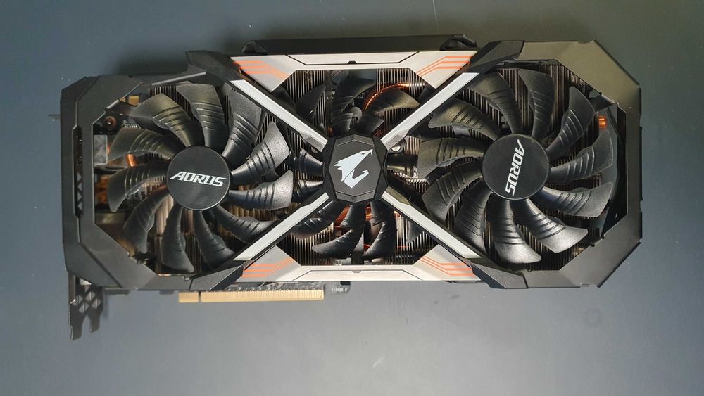 Видеокарта Gigabyte GeForce GTX 1080 Ti 11GB – Отлично състояние