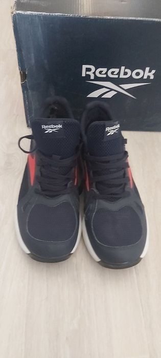 кроссовки оригинал reebok