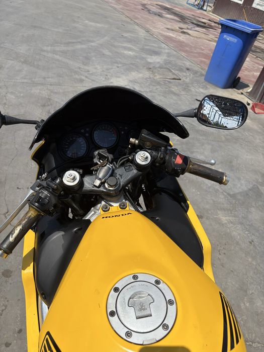 Honda CBR 600 F4 Carburatie