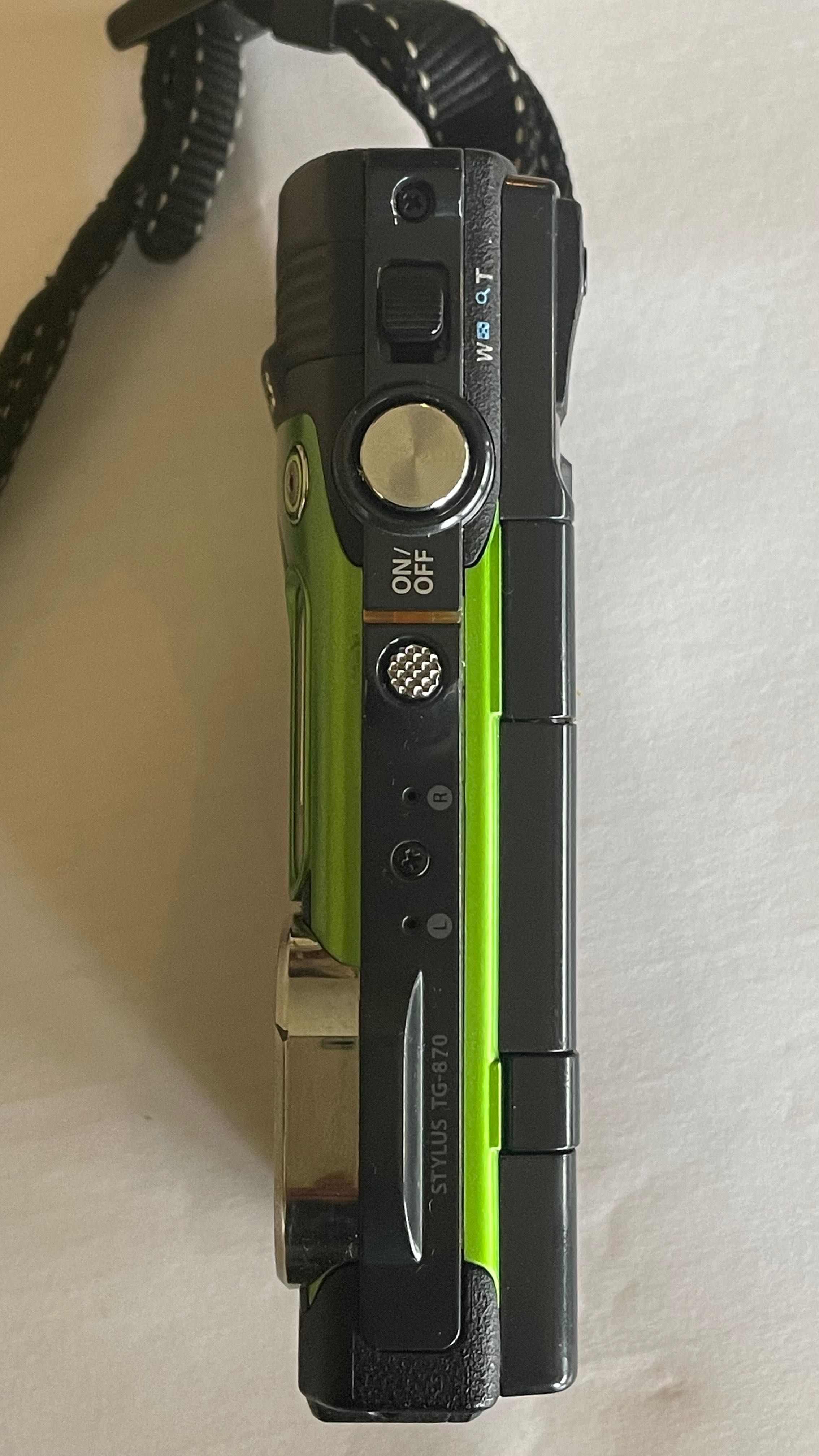 Фотоапарат Olympus Tough TG 870