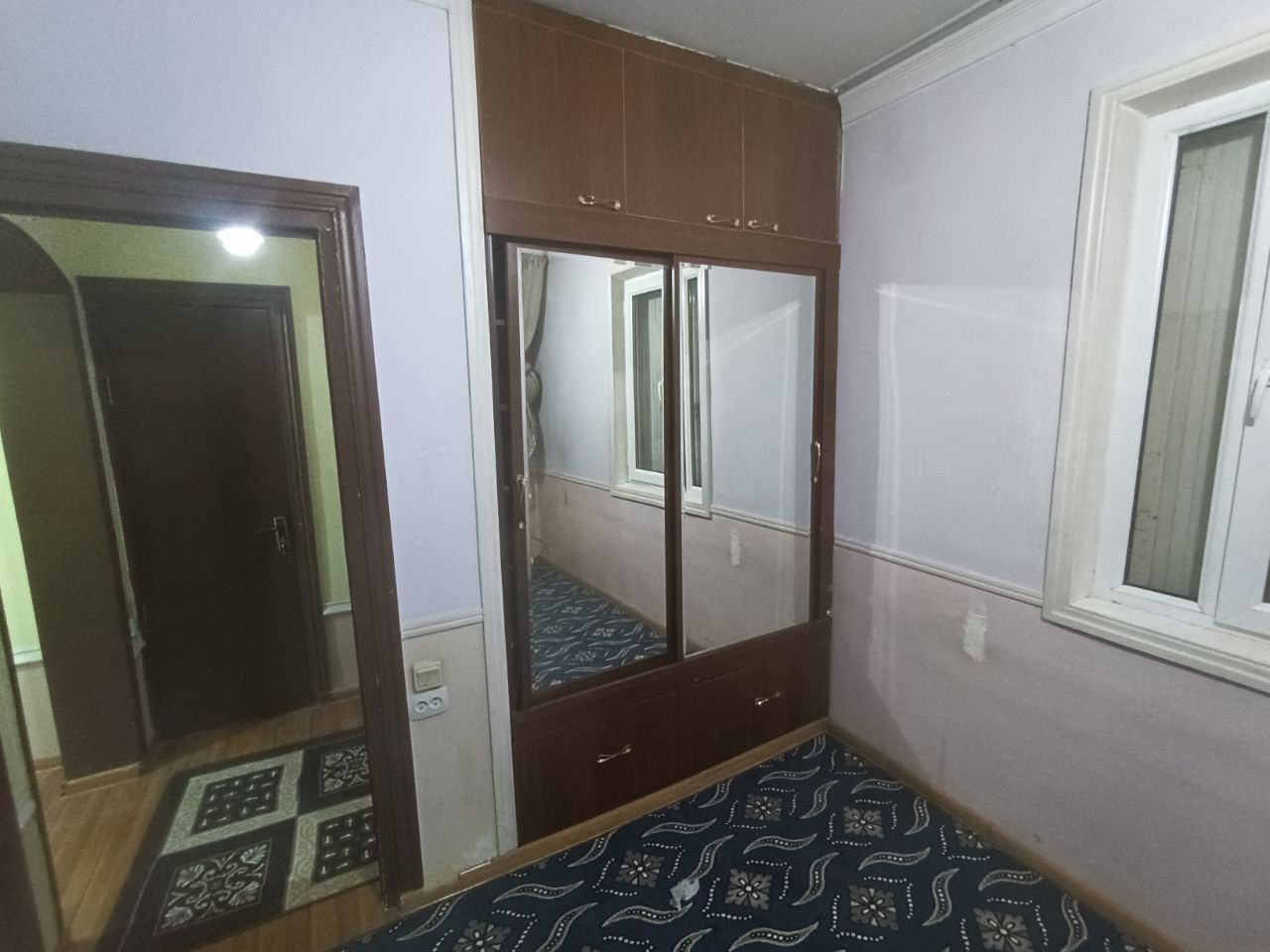 Chilonzor Farxod bozori yaqin joyda kvartira bor bollar uchun