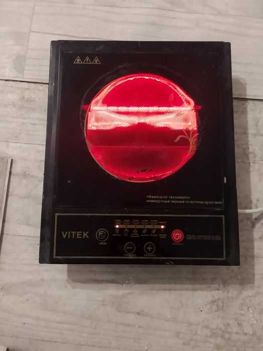 Продам эл.плитку -Vitek.7000 т.т