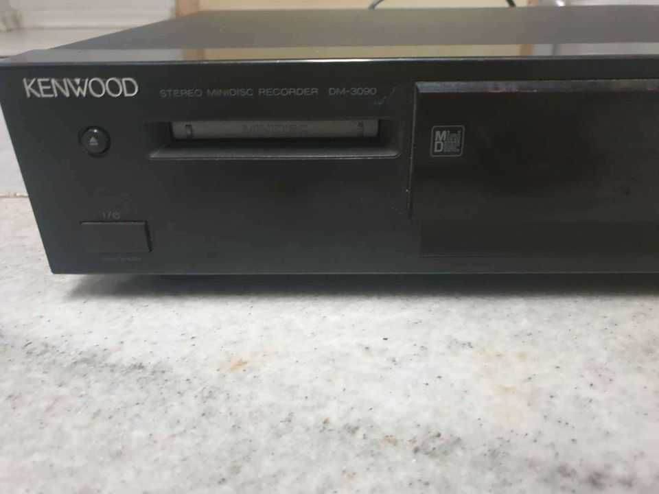 Stereo MiniDisc Recorder Kenwood DM-3090 Работи.