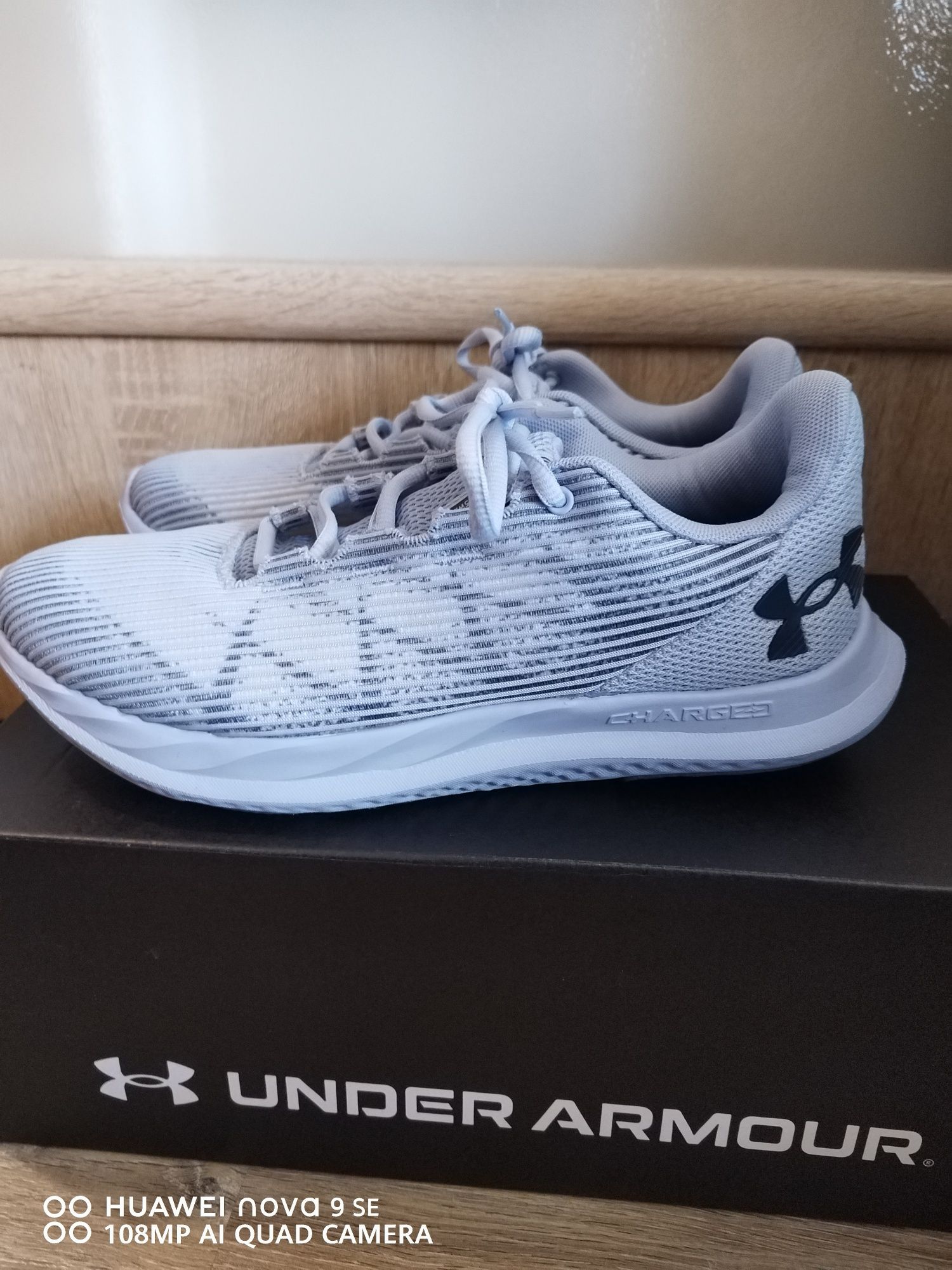 Маратонки Under Armour 38,5номер