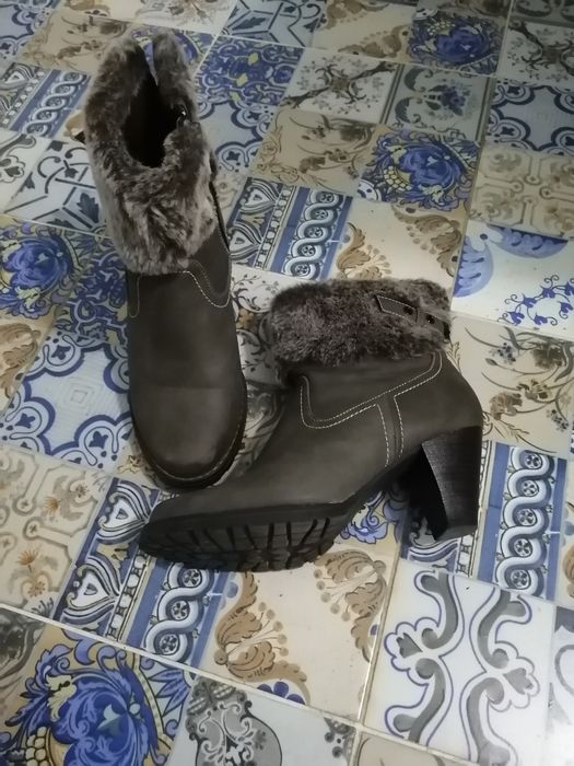 Продам обувь осенний