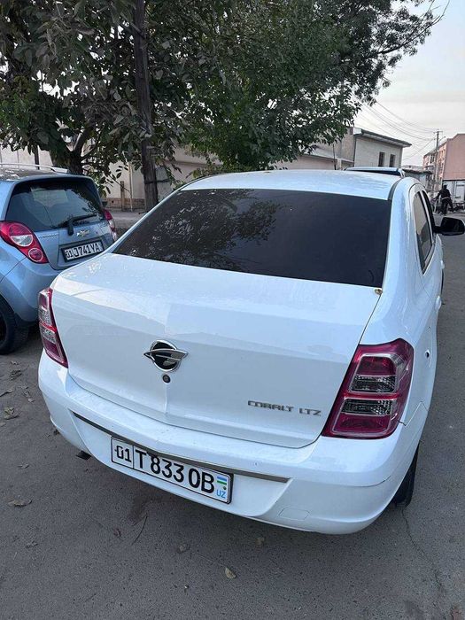 Продается cobalt 2022