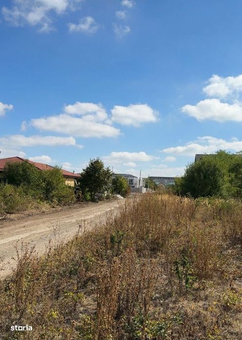 Oportunitate investitie teren Tunari 1500 mp langa intrarea in Cosmopo