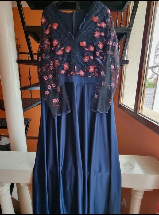 Vând rochie de ocazie