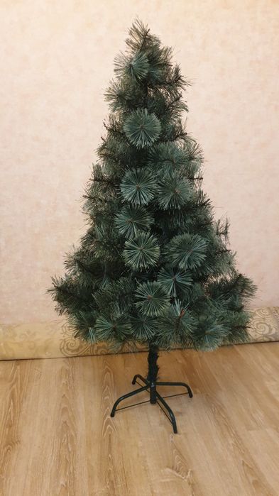 Продам  искусственную ёлку
