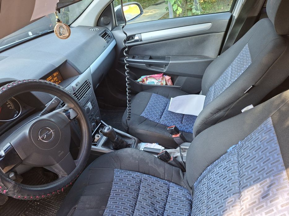 OPEL Astra h 1.7 cdti 2005
