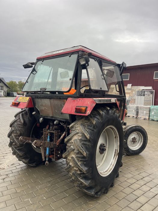 Tractor case cu cositoare