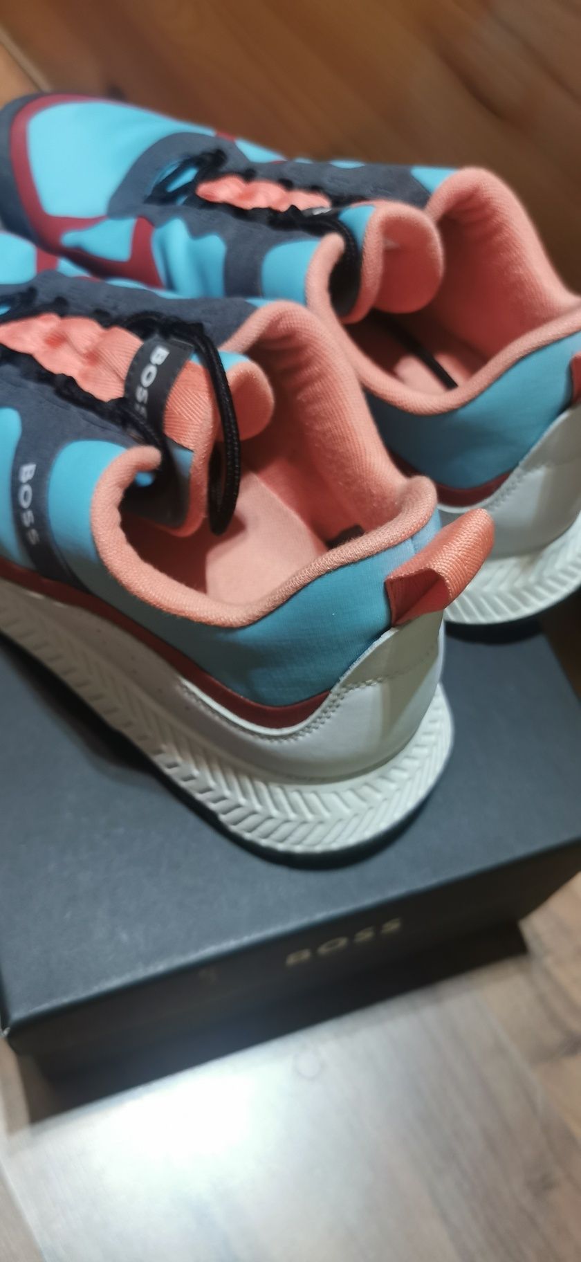 Boss titanium run  маратонки