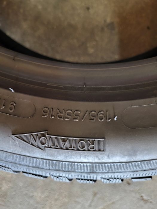 2 anvelope 195 55 R 16 Michelin iarna