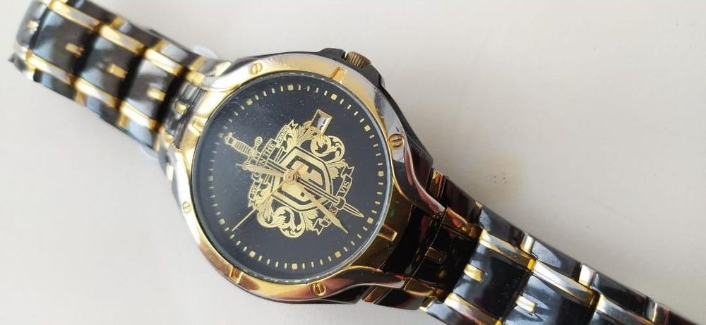 Часы наручные уникальные