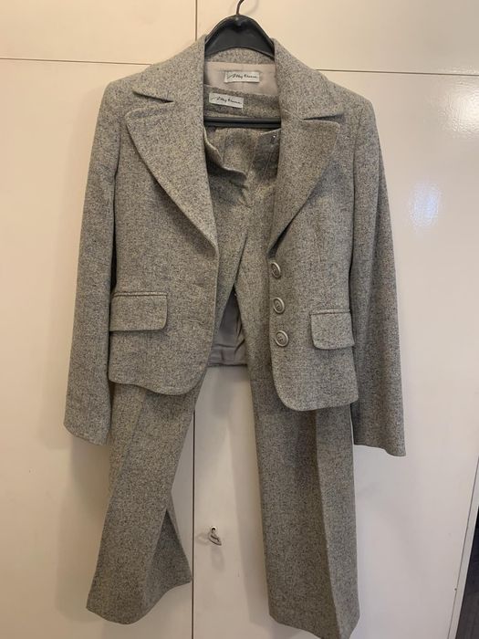 Дамски костюм от две части