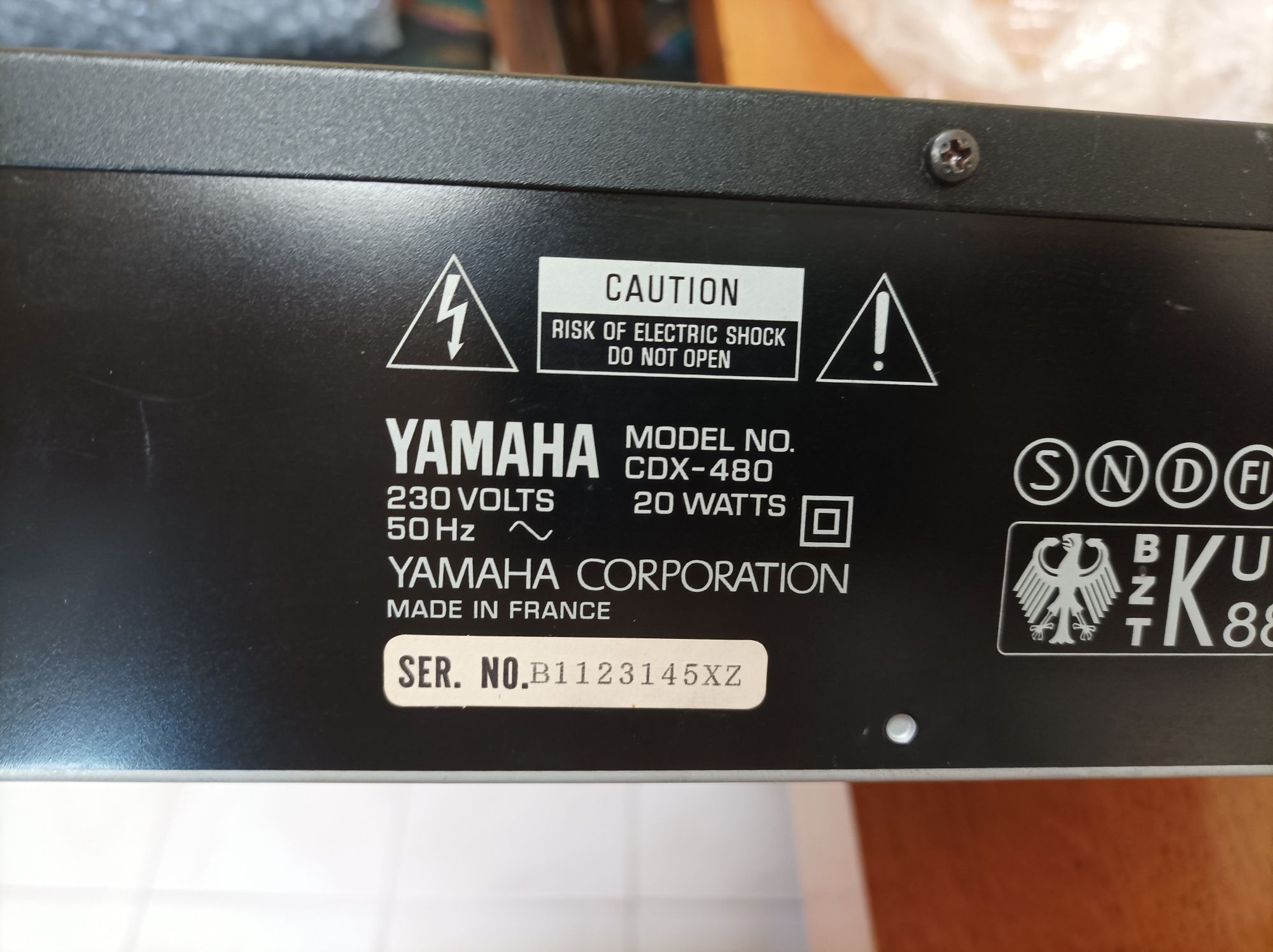 YAMAHA - Resiver, CD player и тонколони Sony