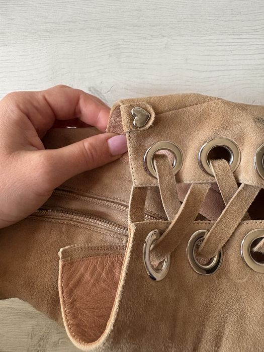 Vand ghete diverse modele/ perforate, din piele orice model 70 de lei