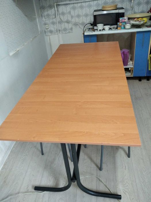 Стол обеденный 180х80 см