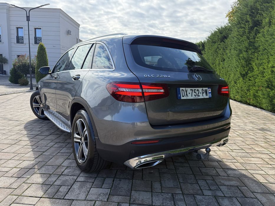 MERCEDES BENZ GLC 220 CDI  - Cutie 9G-Tronic ! Tractiune 4Matic 4x4