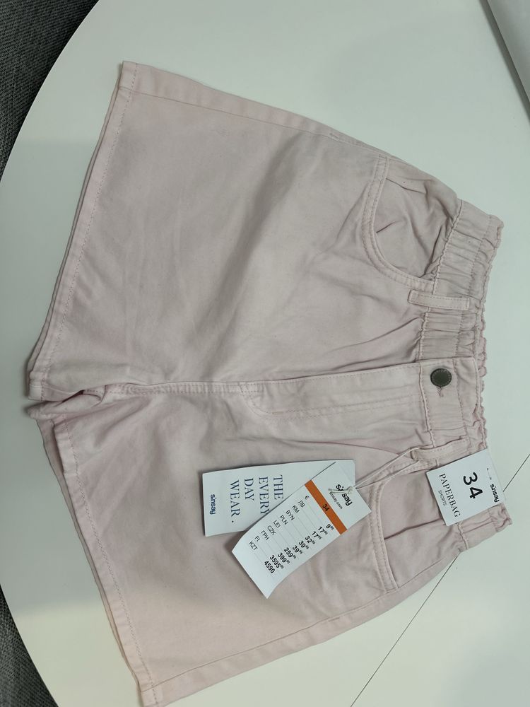 Къси панталонки H&M