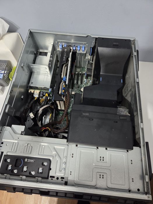 Xeon E5 2643 v4 224 gb DDR4 rx 580