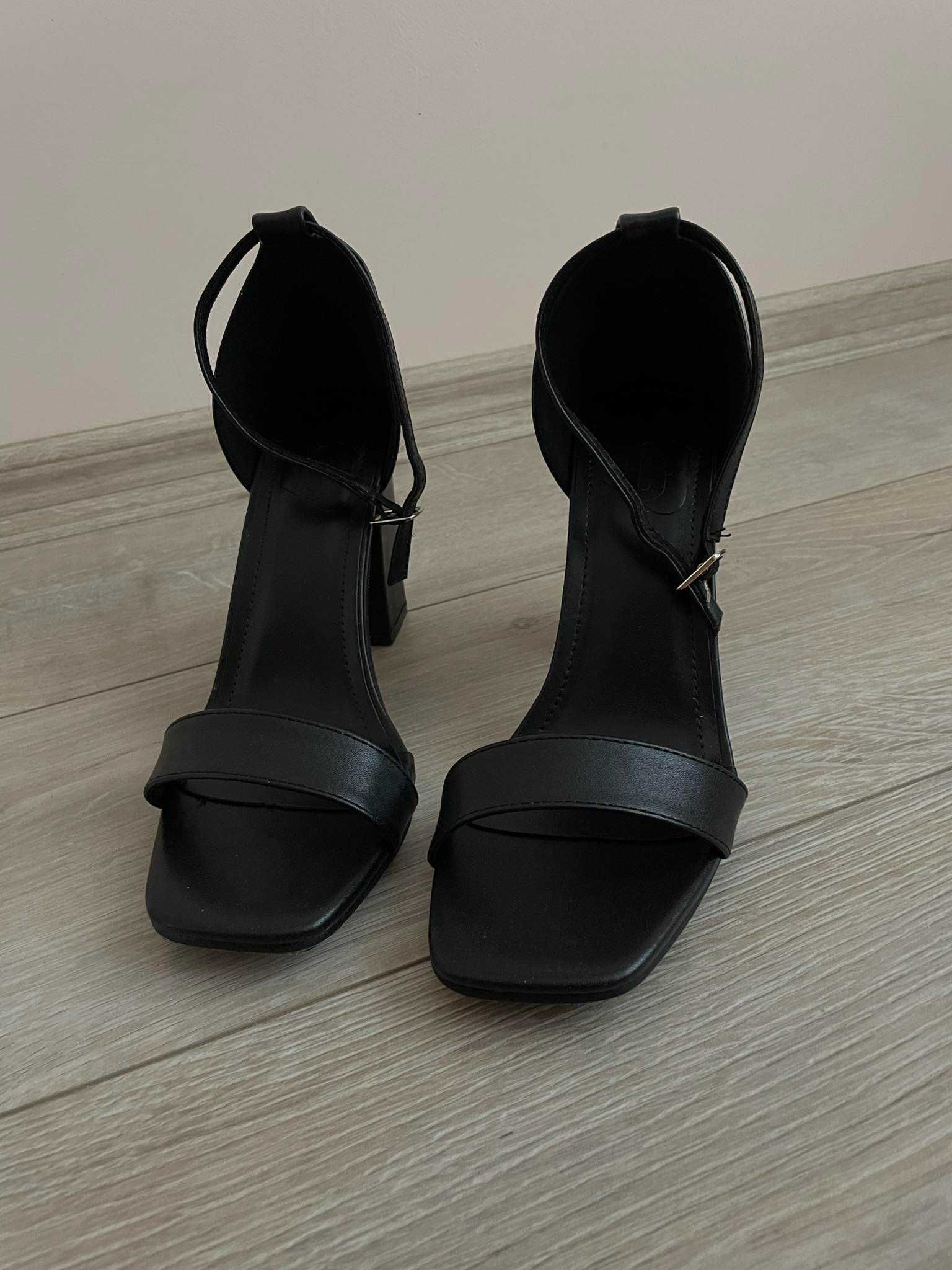 Дамски    сандали