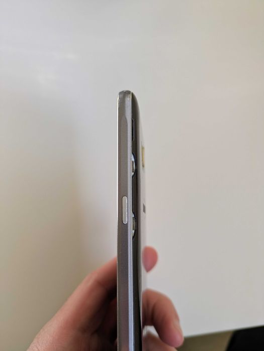 Samsung Galaxy J5 (2016) 5.2" + 28GB microSD
