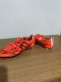 Vand ghete de fotbal adidas