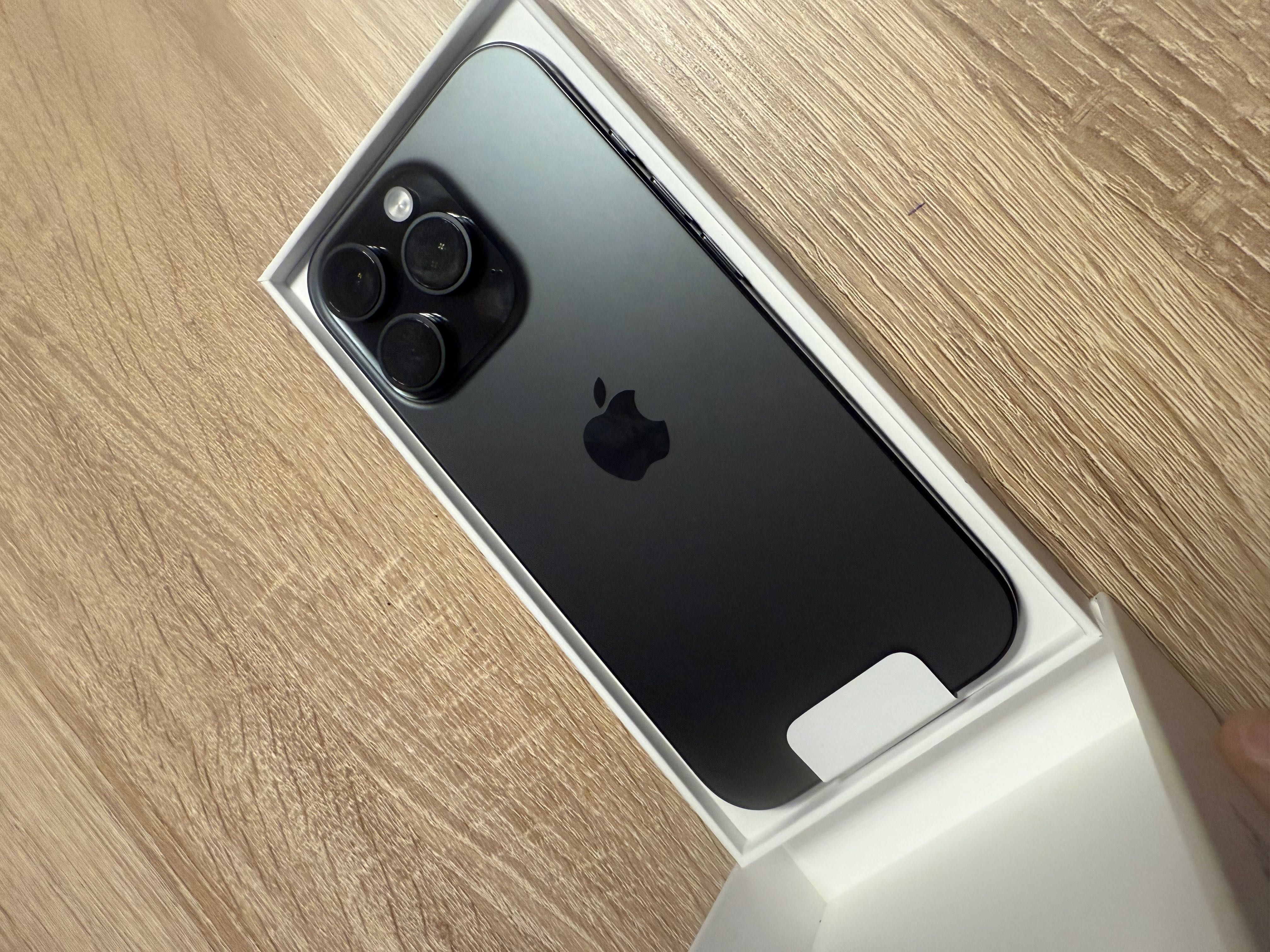 Чисто НОВ IPhone 16 Pro 2200 лв 256 GB