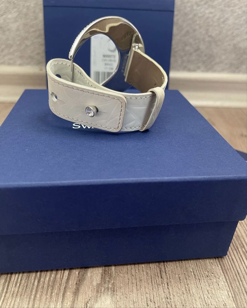 Гривна Swarovski