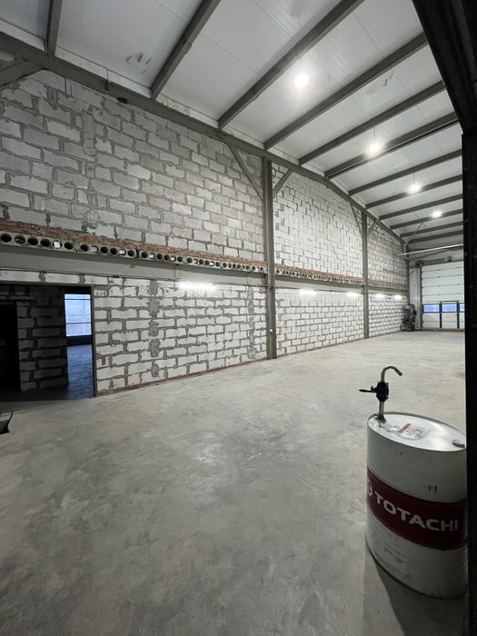 Сдаётся в аренду теплые боксы 2000кв метр
