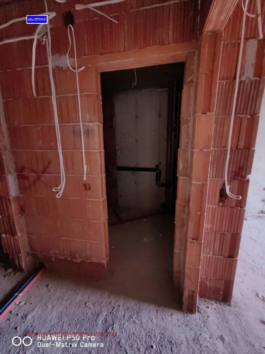 Продава се Многостаен апартамент в София, Студентски град - 275 кв.м за 1451 €/кв.м - Снимка #1