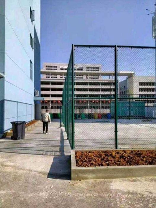 Stadion uchun setka yevro zabor Zabor OPTOM narxlarda birinchi qol!