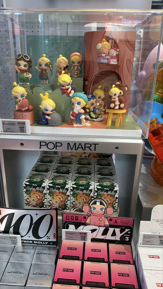 Figurine diverse pop mart