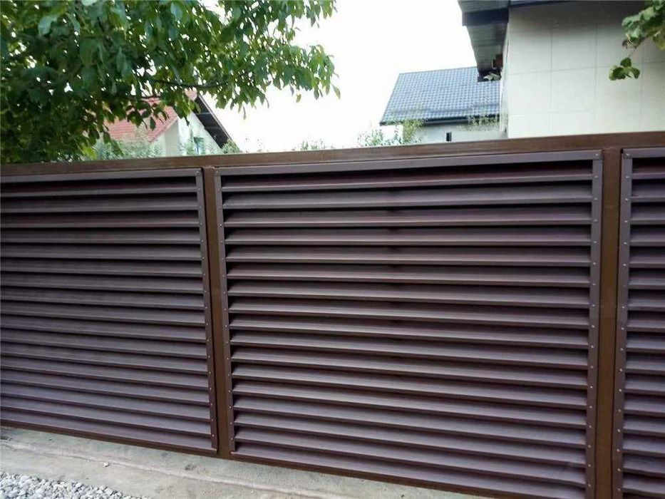 Garduri si porti din sipca metalica, panou jaluzele, tabla, plasa, BCA