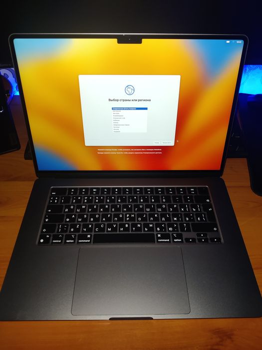 Новый MacBook Air 15" M2 — Midnight  • 8GB / 256GB •