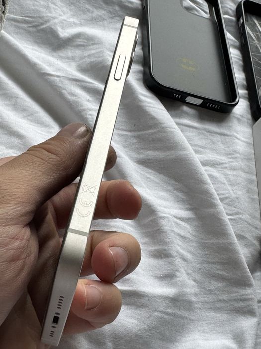 Iphone 12 - 128 GB - 100% viata bateriei